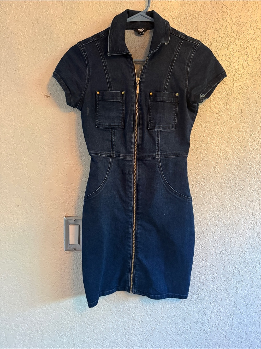 GBG Los Angeles Dark Blue Short-Sleeve Denim Zip Dress